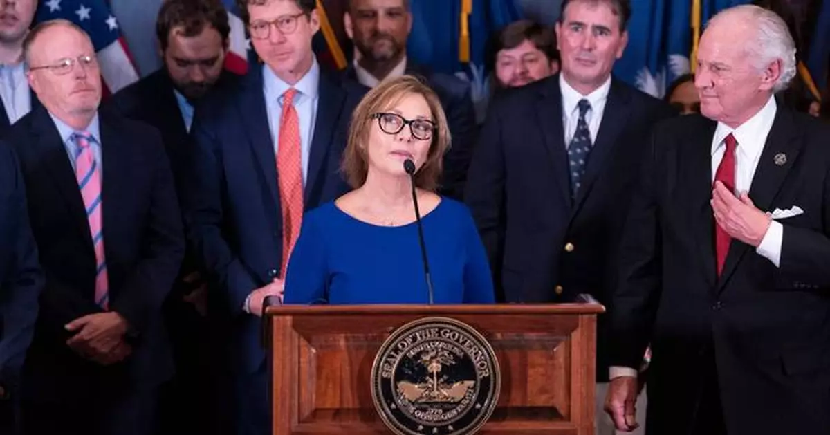 Darline Graham, sister of late Sen. Lindsey Graham, has been sworn in to finish his term