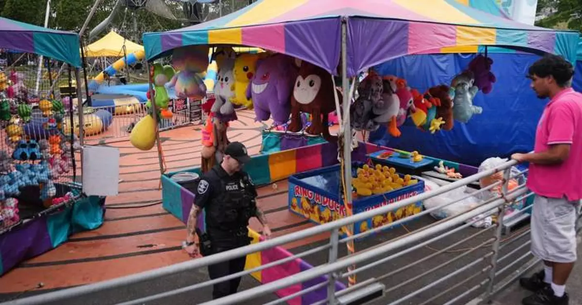 Shooting at a Seattle food festival leaves 2 dead and wounds 5, fire official says