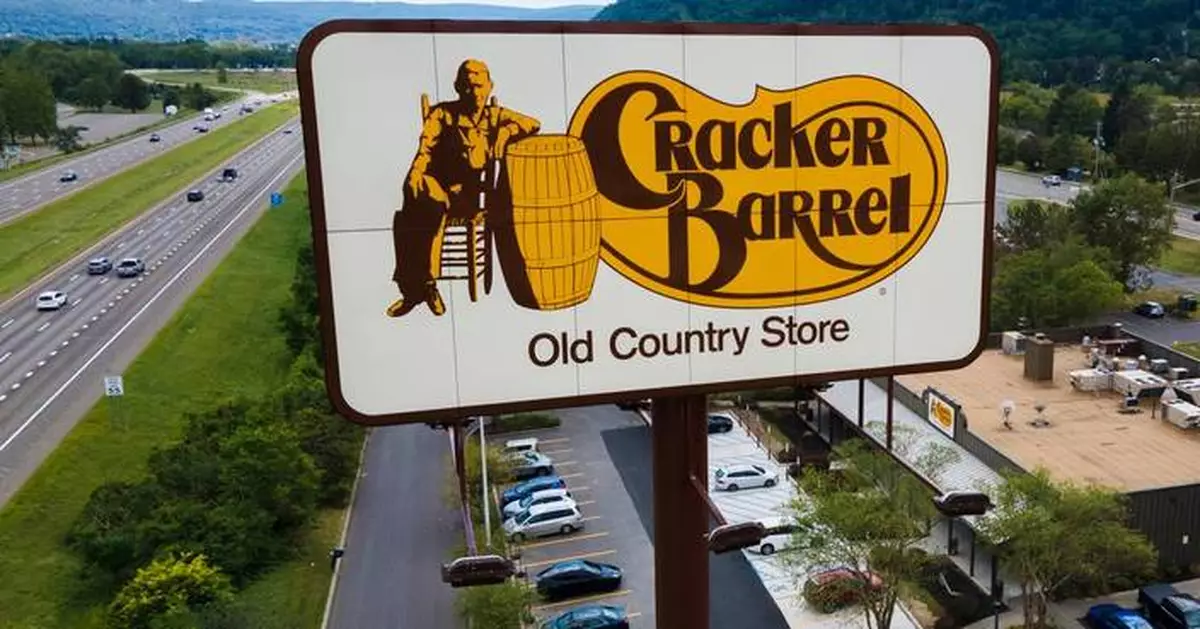 Cracker Barrel CEO steps down a year after logo debacle