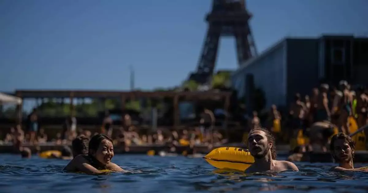 Paris summer ritual returns with 3 supervised Seine swimming spots