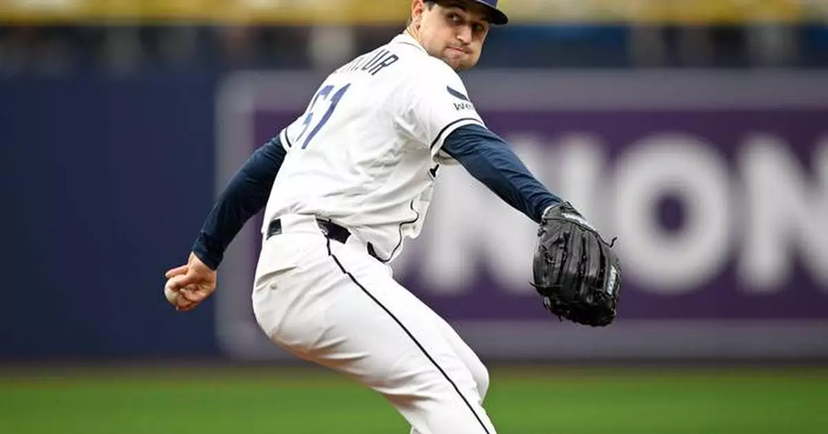 Mariners lose starter Hancock to a hand injury but beat Rays 8-2 to snap a five-game losing streak