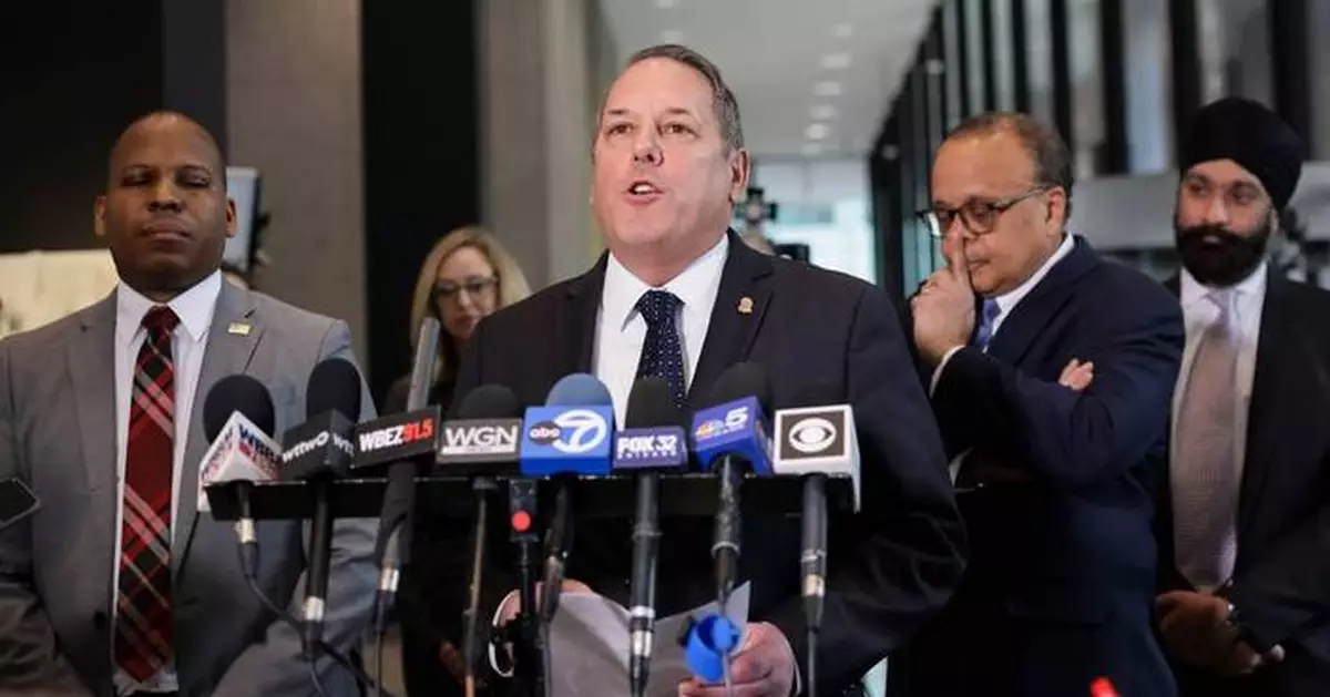 Top FBI agent in Chicago abruptly leaving post after being pushed to retire, AP sources say