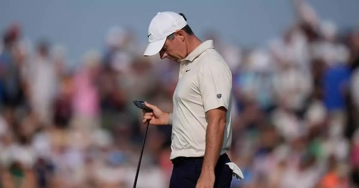 Rory McIlroy toils at British Open as putting woes leave him 7 shots off the first-round lead