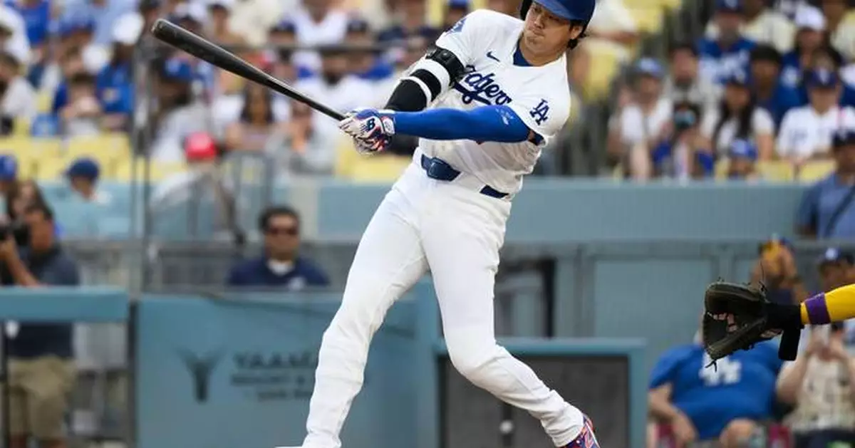 Diamondbacks overcome Ohtani's 22nd homer, beat sloppy Dodgers 5-3 for 3-game sweep