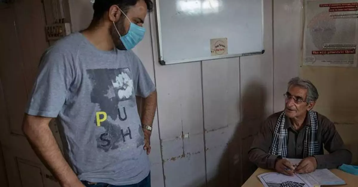 Kashmiri activist Khurram Parvez and journalist Irfan Mehraj freed on bail, under tight curbs