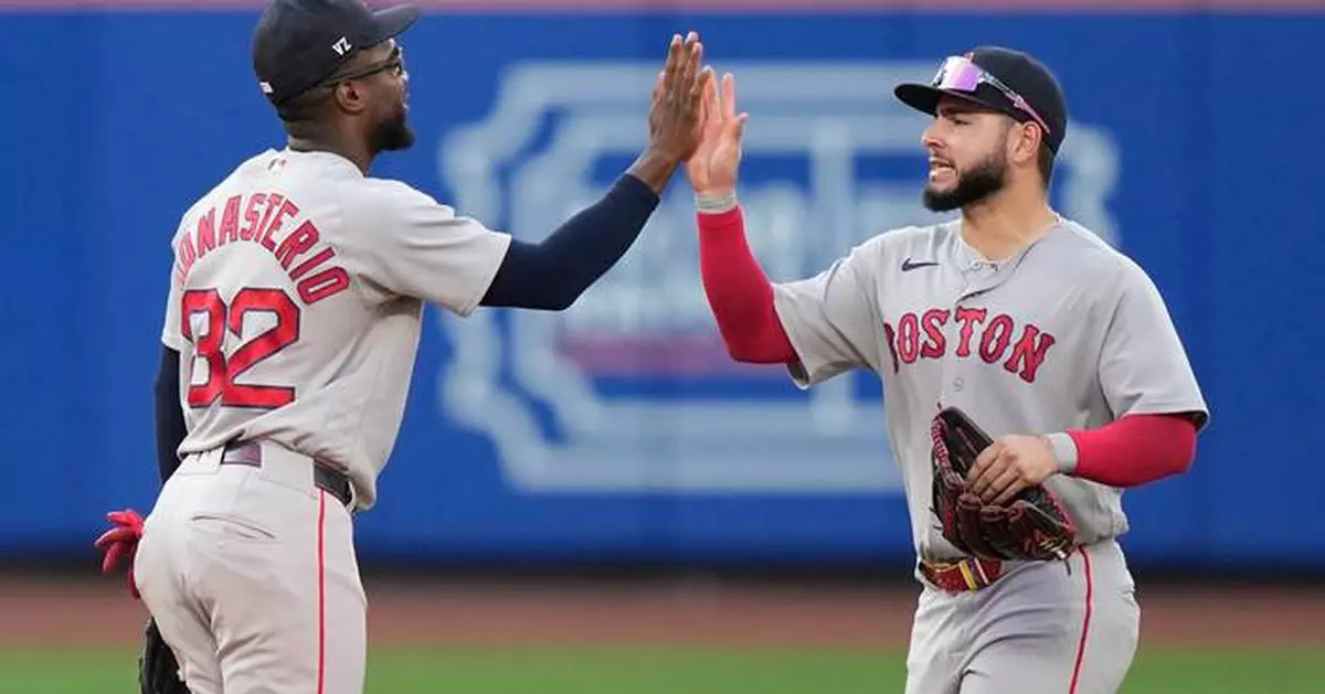 Monasterio, Yoshida hit 2-run homers as Red Sox beat Mets 4-0 for 8-game winning streak