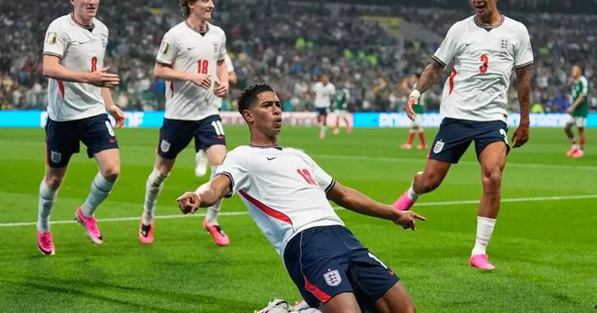 England hands Mexico its first World Cup loss at Estadio Azteca, winning 3-2 to reach quarterfinals
