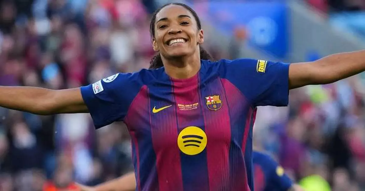 French champion OL Lyonnes continues  recruitment drive by signing Barcelona's Salma Paralluelo