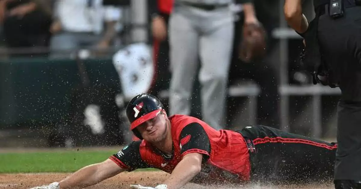 Peters hits for 1st career cycle, Burke pitches 7 strong innings as White Sox dismantle A's 14-1
