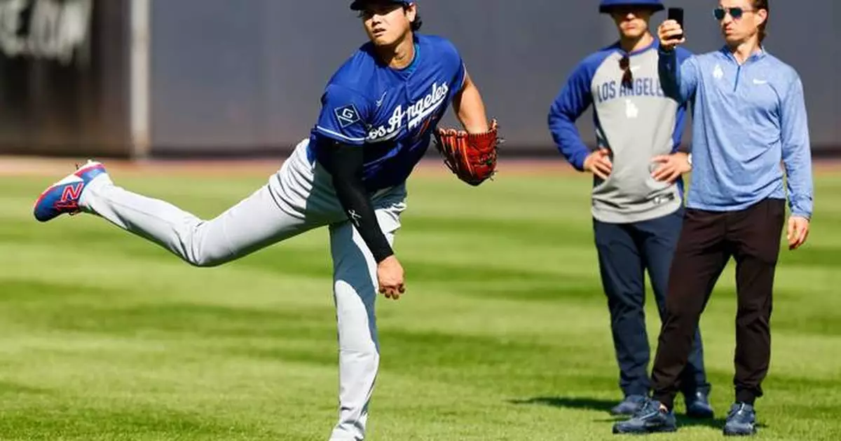 Ohtani could throw another bullpen Saturday, but Roberts says Dodgers won't rush return to rotation