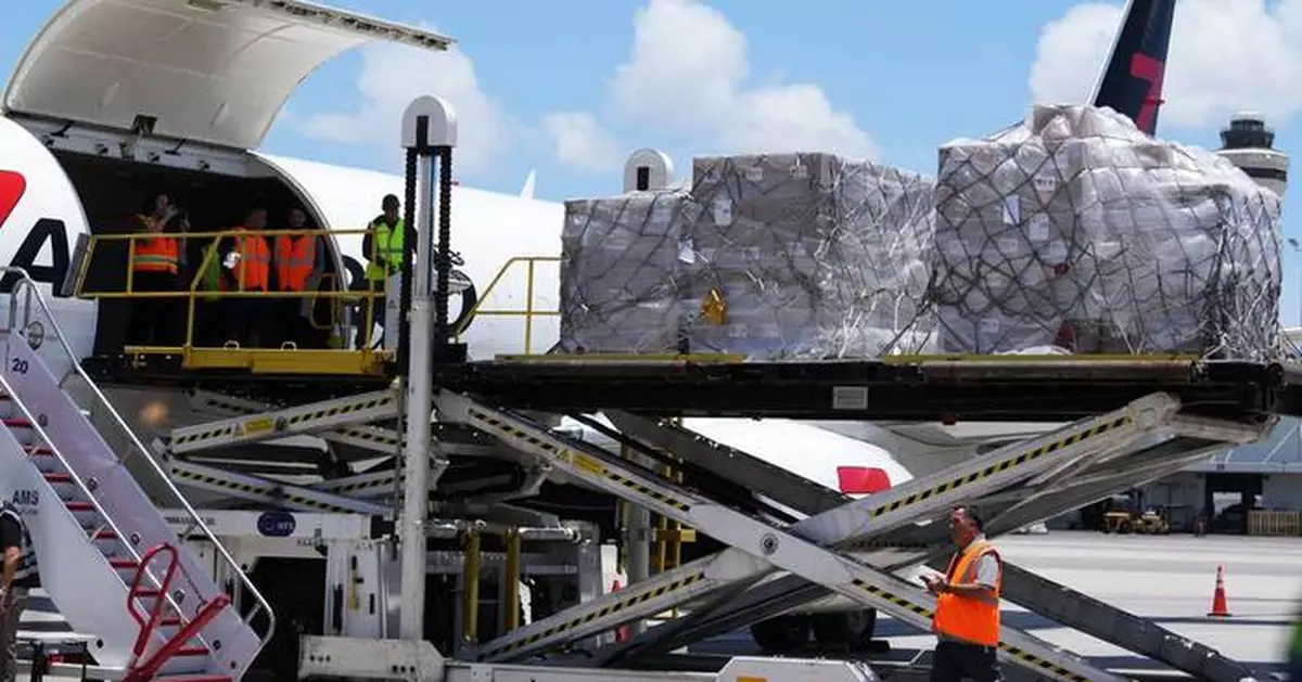 Caritas starts distributing US humanitarian aid in 2 towns near Havana