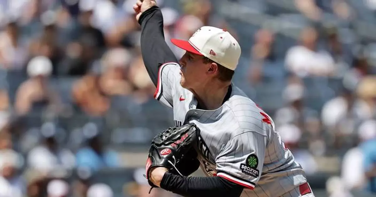 Twins RHP Zebby Matthews leaves game against Yankees with right foot injury