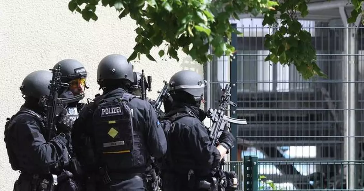 2 girls wounded at a high school in southern Germany, teenage suspect arrested