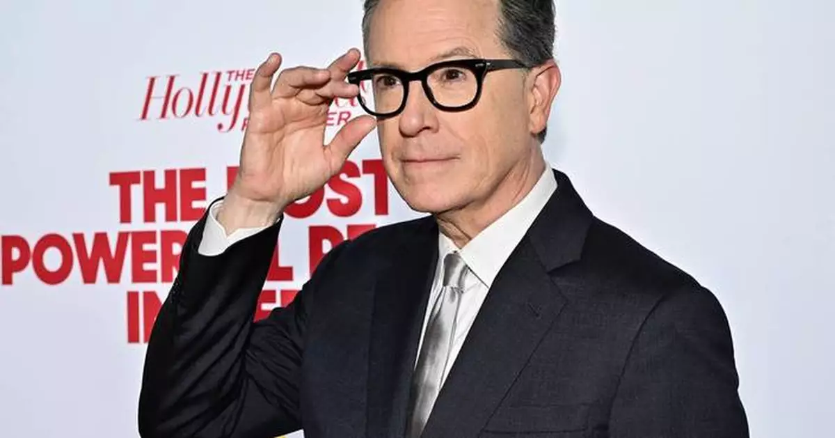 Stephen Colbert wins an anti-censorship award after CBS ends 'The Late Show'