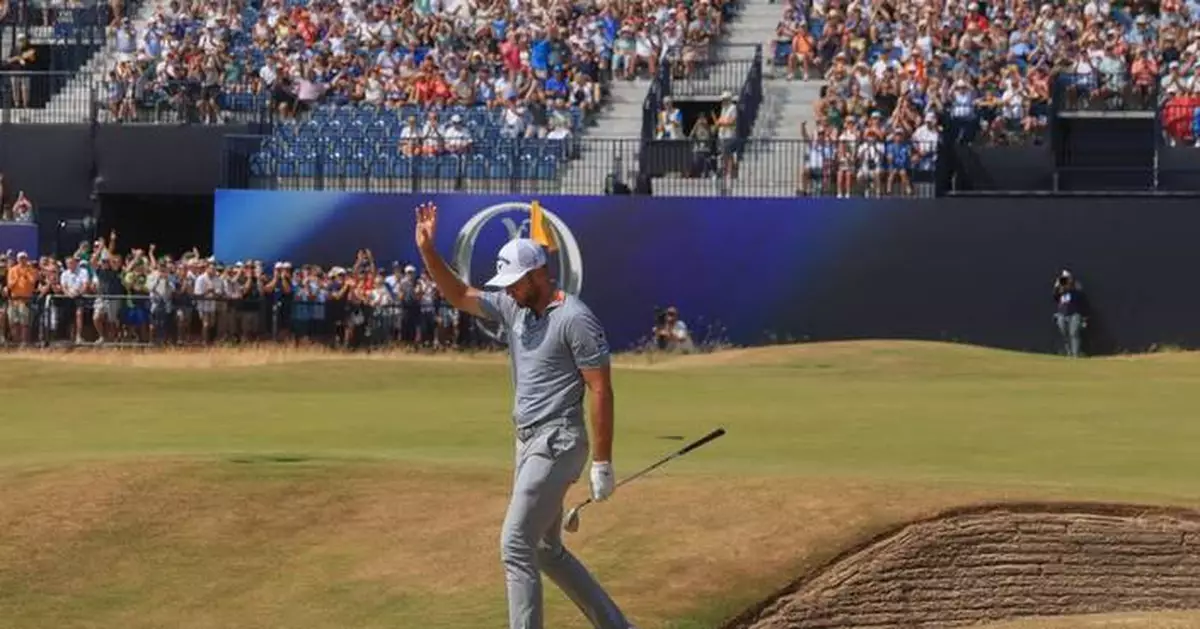 Golfers with a round of 62 in the major championships