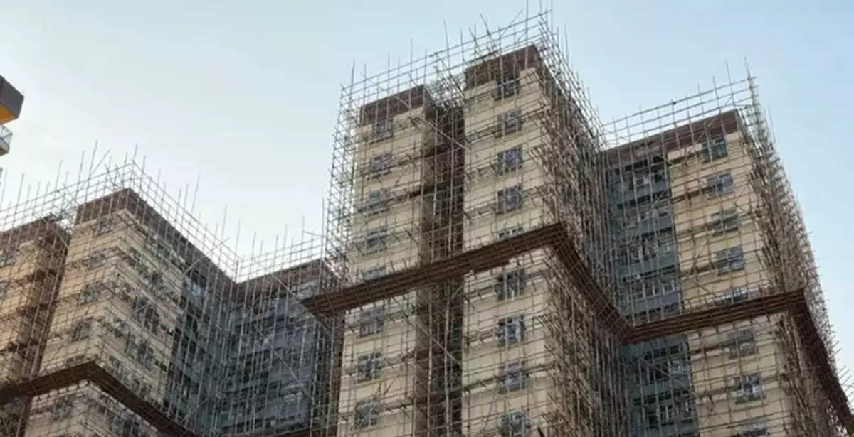 Labour Department Urges Contractors to Ensure Scaffold Safety Ahead of Tropical Cyclone Season