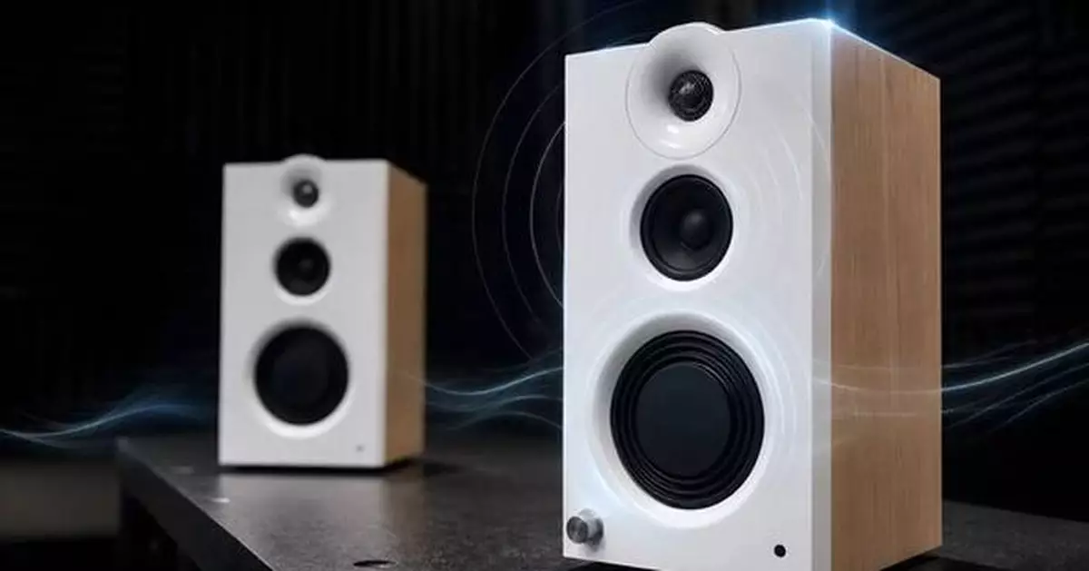 Jazz Hipster Introduces 3-Way Bookshelf Speakers with Sealed Bass, Redefining Desktop Audio