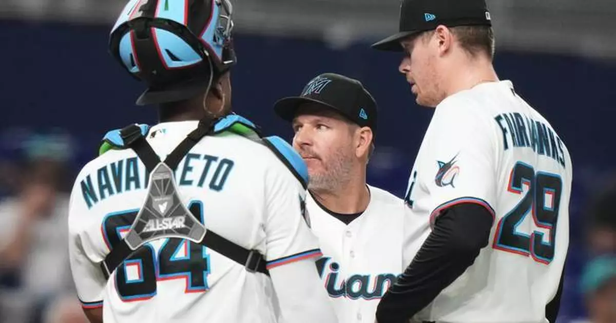 Marlins' Pete Fairbanks leaves with nerve irritation and numbness after facing 1 batter vs. Red Sox