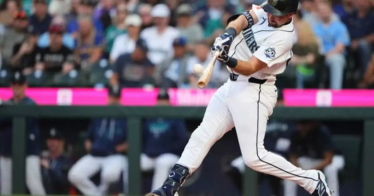 Cal Raleigh hits career-high 3 homers for the Mariners against the Phillies