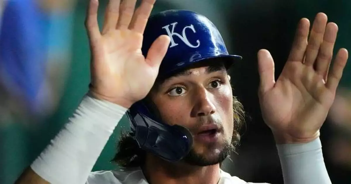 Witt caps Royals' rally in the ninth with the winning hit in a 4-3 victory over the Athletics