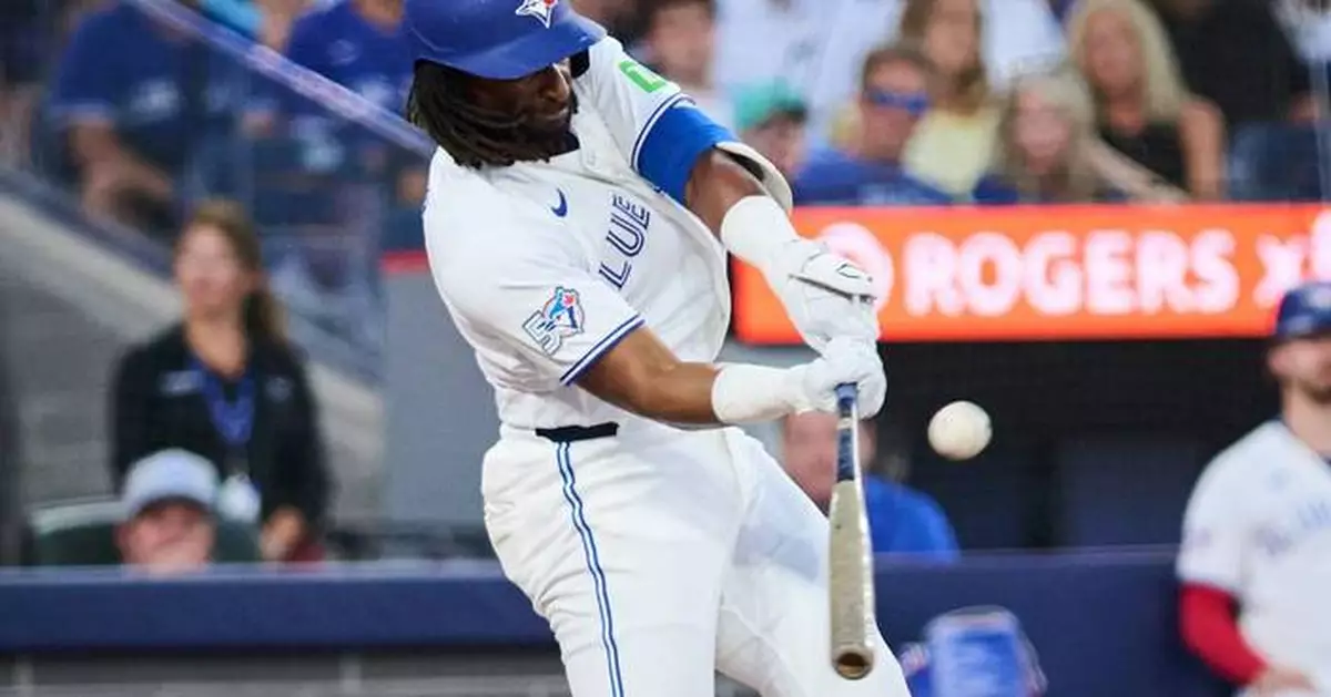 Charles McAdoo homers and Blue Jays win 2-1 to hand the Red Sox their 3rd straight loss