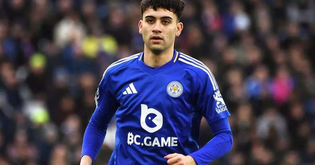 Brighton sends Argentine midfielder Facundo Buonanotte on loan to Spanish club Elche