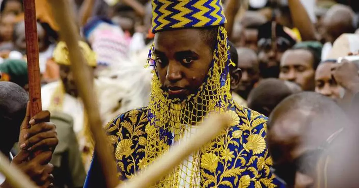 Oyo Nyimba, Ugandan 'boy king' who mesmerized world leaders, dies at 34