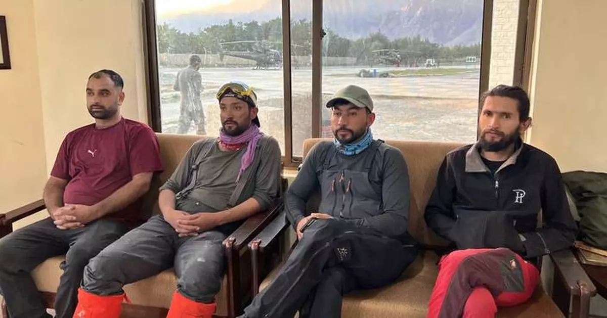 Search resumes for missing climbers after avalanche on Pakistan's Broad Peak