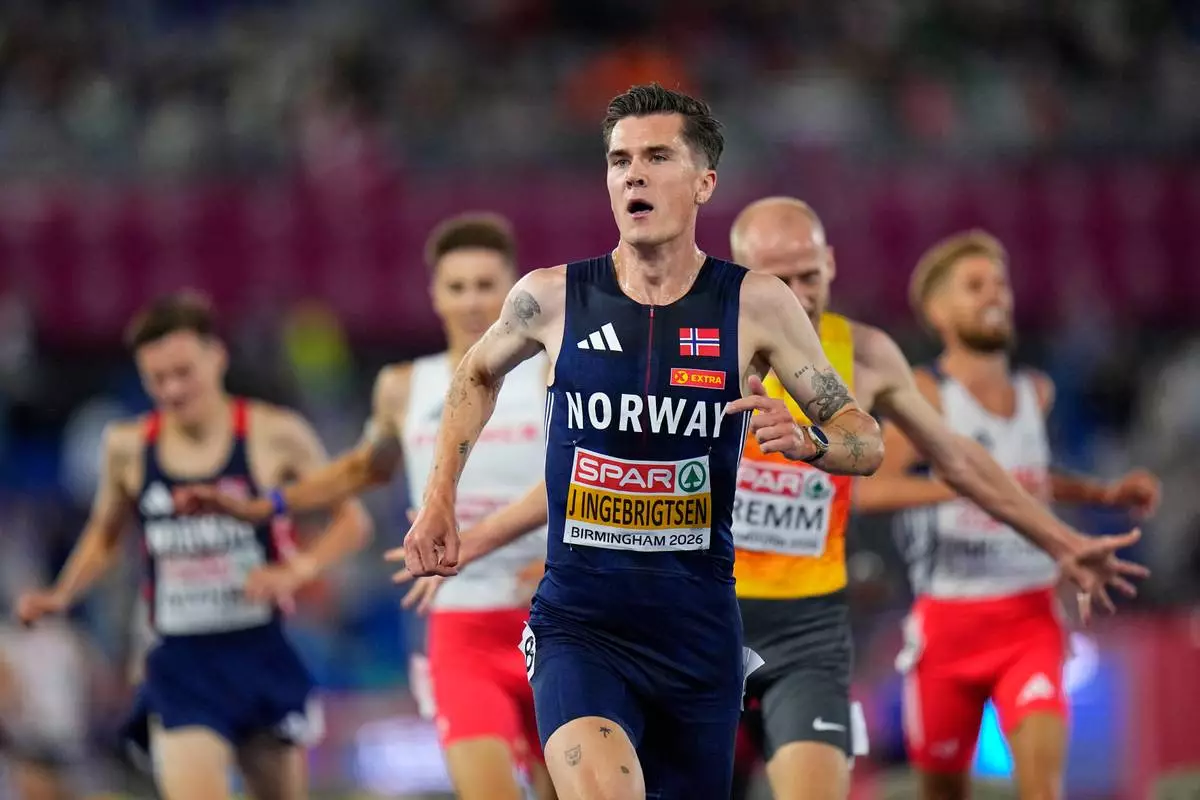 Norway's Jakob Ingebrigtsen races to win the gold medal in the men's 5,000 meters final at the European Athletics Championships in Birmingham, England, Monday, Aug. 10, 2026. (AP Photo/Petr David Josek) CORRECTION: Corrects day and date.