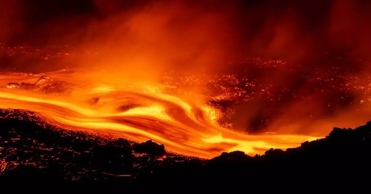 Persistent Etna ash shuts Sicily's busiest airport during peak holiday week