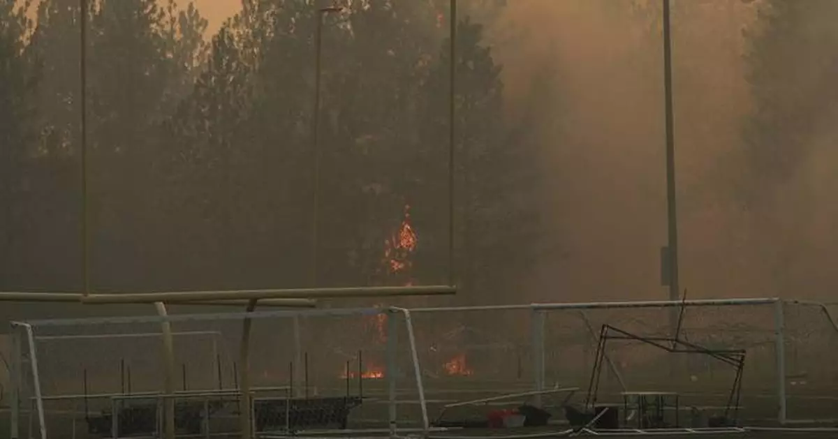 Eastern Washington fires have burned 600 structures and forced the evacuation of 5,000 homes