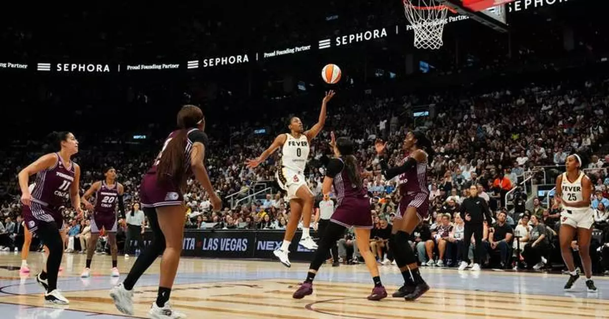 Mitchell scores 29 points before sitting out 4th and Clark adds 24 as Fever beat Tempo 101-95