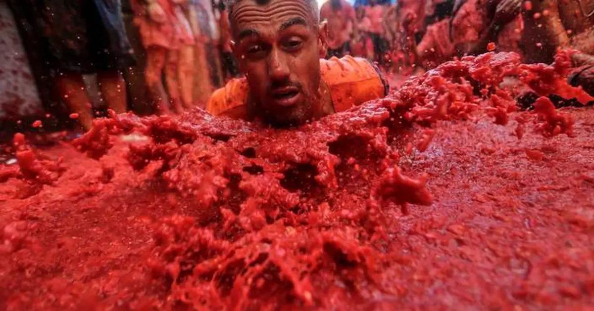 The top photos of the day by AP's photojournalists