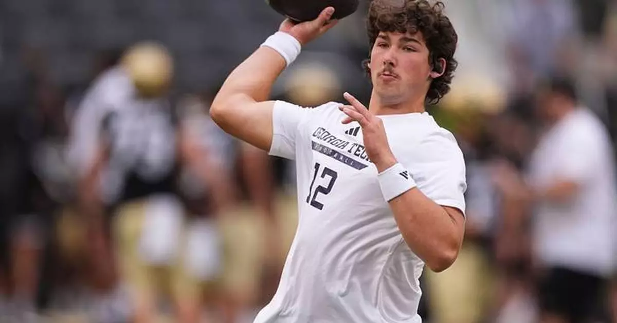 Florida names Georgia Tech transfer Aaron Philo starting quarterback for season opener