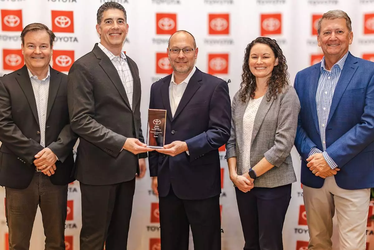 Toyota North America honored Ryder with the “Manufacturing Carrier of the Year” award for outstanding performance in inbound transportation during Toyota’s 2025 Annual Supplier Conference in Plano, Texas. Pictured left to right: Brad Jorgenson, Toyota General Manager of Supply Chain; Frank Bateman, Ryder Vice President of Supply Chain Solutions; Bradley Hamilton, Ryder Group Director of Customer Logistics; Andria Anderson, Toyota General Manager of Purchasing; Steve Brown, Toyota Vice President Supply Chain Planning.