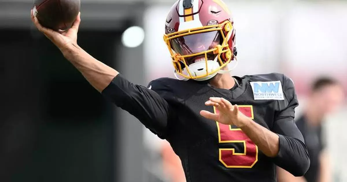 Commanders' Jayden Daniels shines in joint practice vs. Dolphins in front of a star-studded audience
