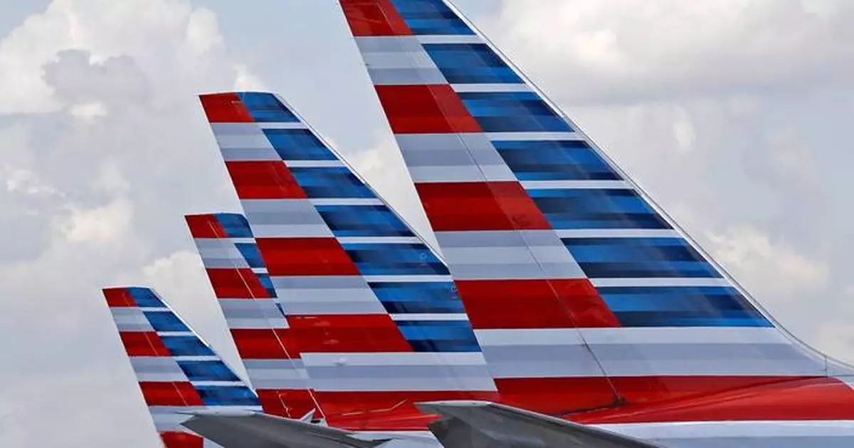 2 planes with the same flight number avoid possible disaster thanks to quick-thinking controller