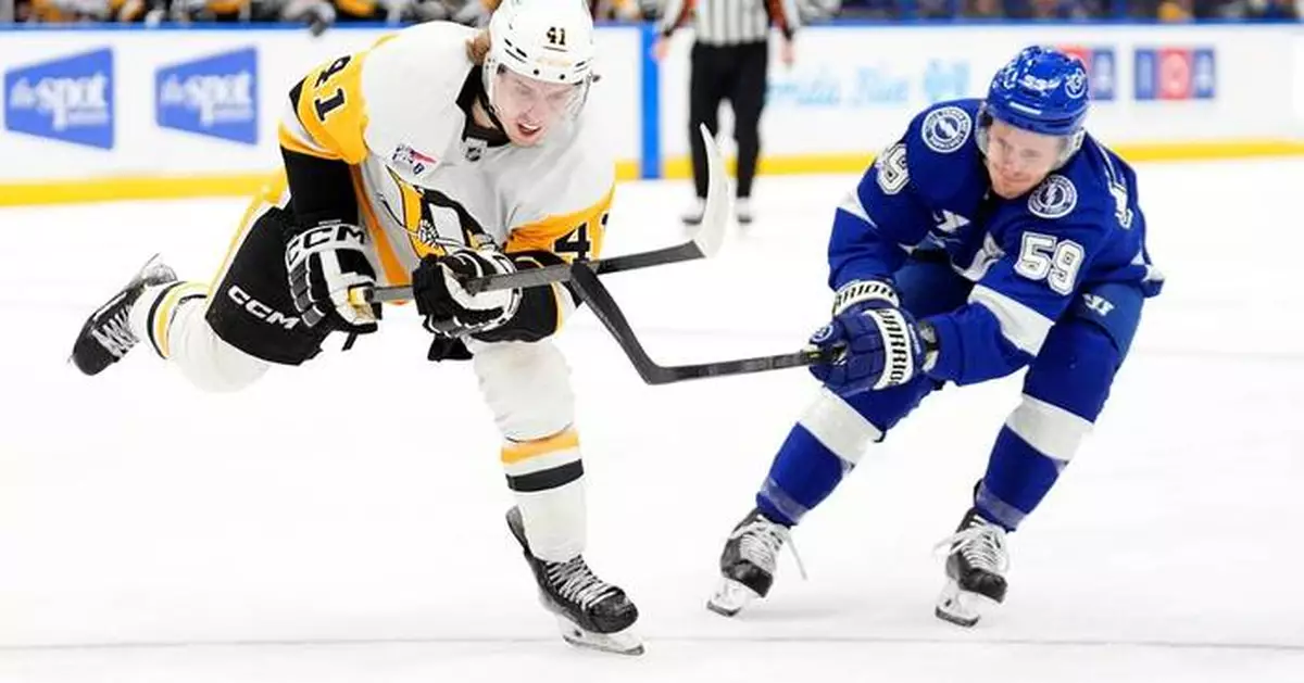 Pittsburgh Penguins sign 23-year-old forward Ville Koivunen to an eight-year deal