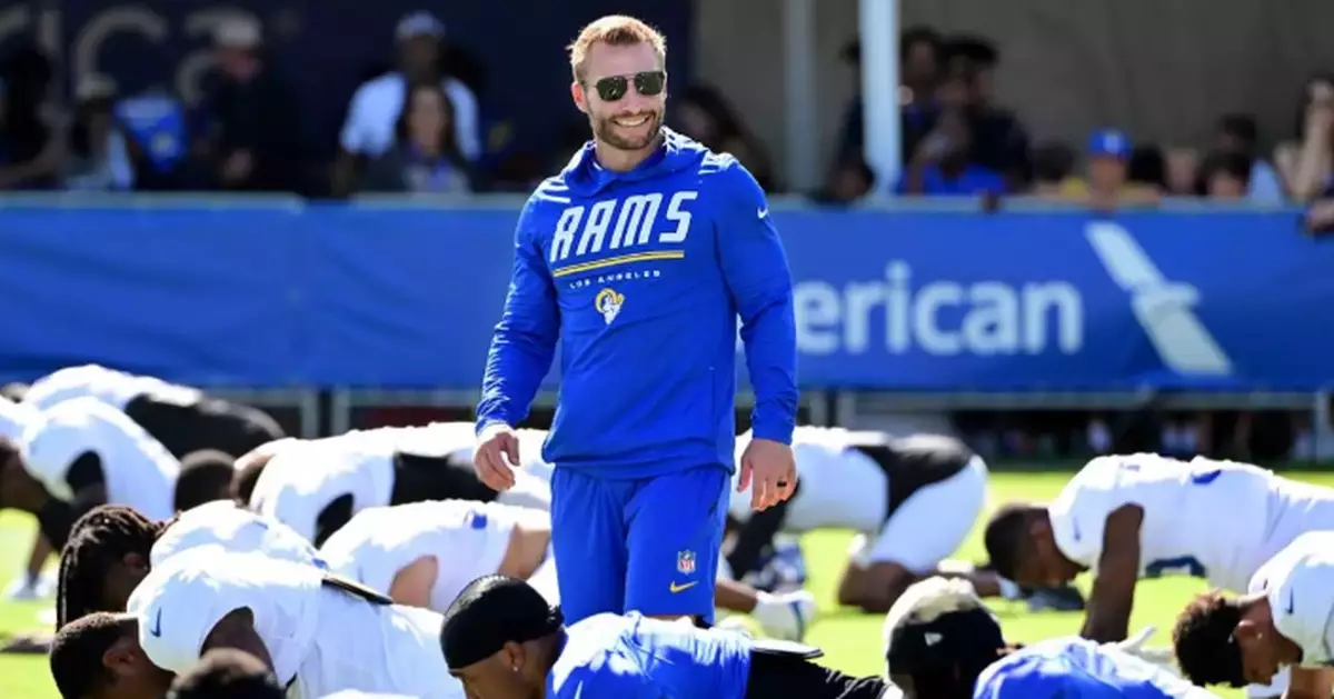 Tyler Higbee embracing expanded use of tight ends, new status as Rams' longest- tenured player