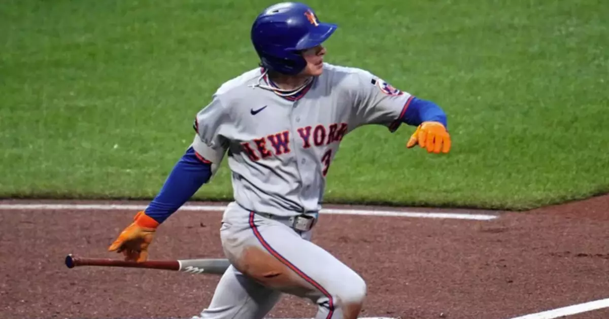 Mets rookie outfielder Carson Benge leaves game with left wrist soreness after making sliding catch