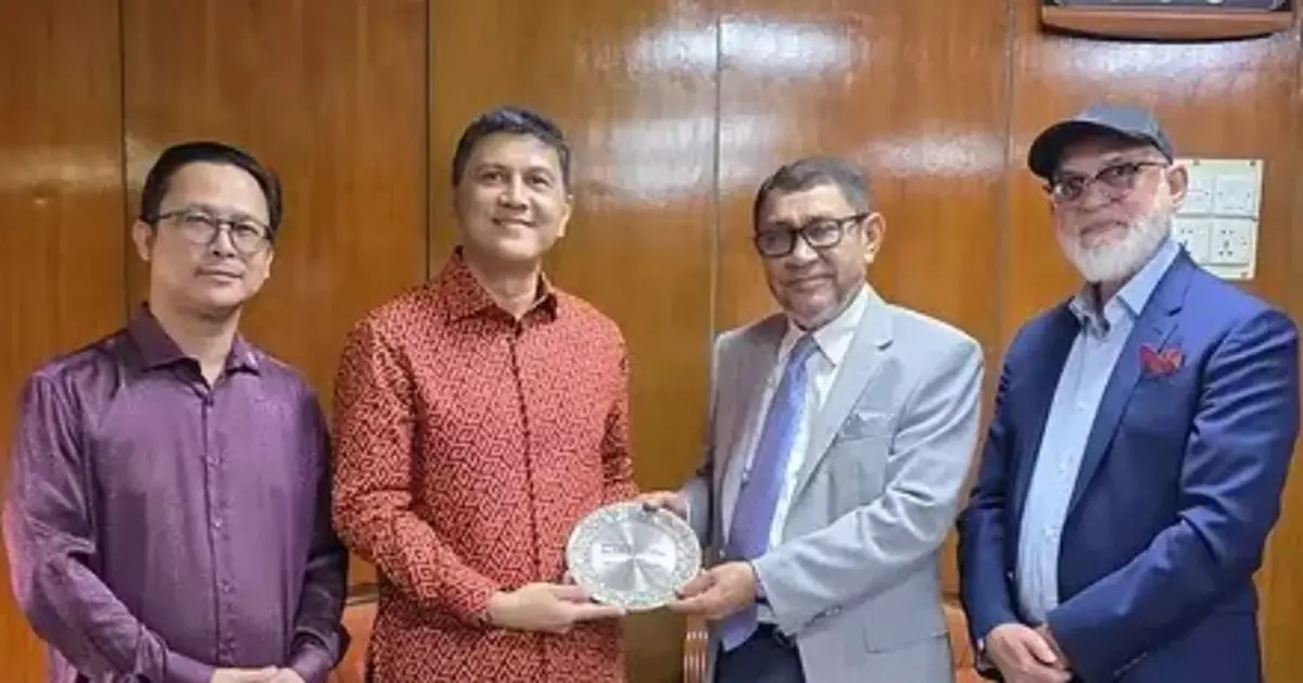 MALAYSIA AND BANGLADESH TRANSLATE LEADERS' COMMITMENT INTO HEALTHCARE COOPERATION