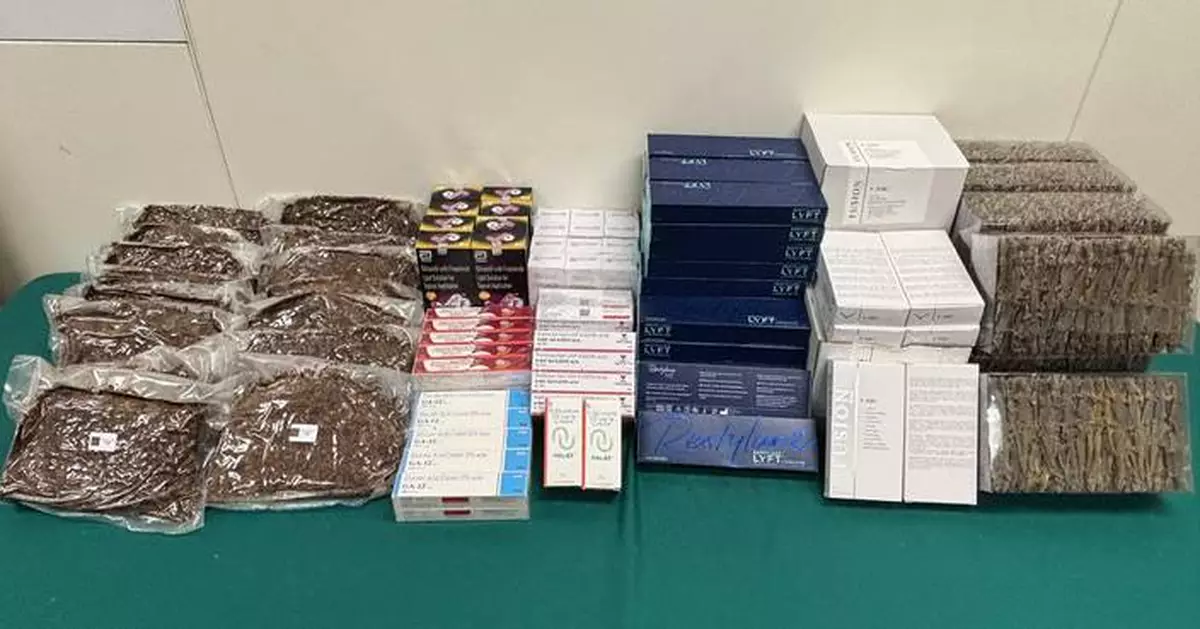 Hong Kong Customs Seizes $4 Million in Suspected Smuggling from River Trade Vessel