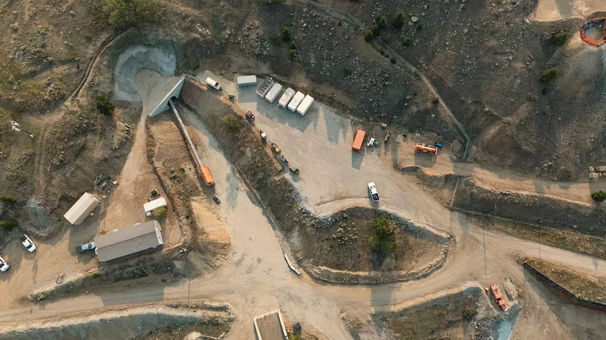 Looking down on the rehabilitated Chief Joseph Portal