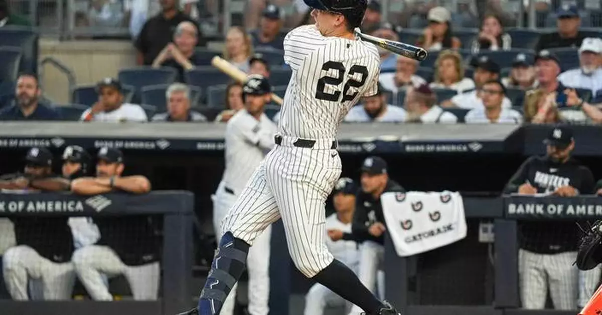 Cody Bellinger hits a tiebreaking double in the 7th inning as the Yankees beat the Astros 9-3