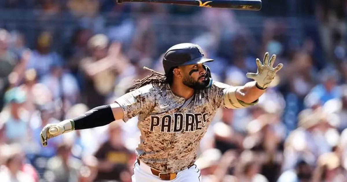 Tatis homers twice, drives in 4 runs to lead Padres to 8-1 win, 3-game sweep of Twins