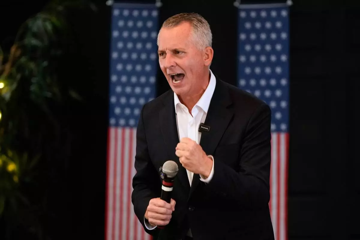 Florida Democratic gubernatorial candidate David Jolly, speaks during a town hall meeting, Saturday, Aug. 8, 2026, in Leesburg, Fla. (AP Photo/John Raoux)