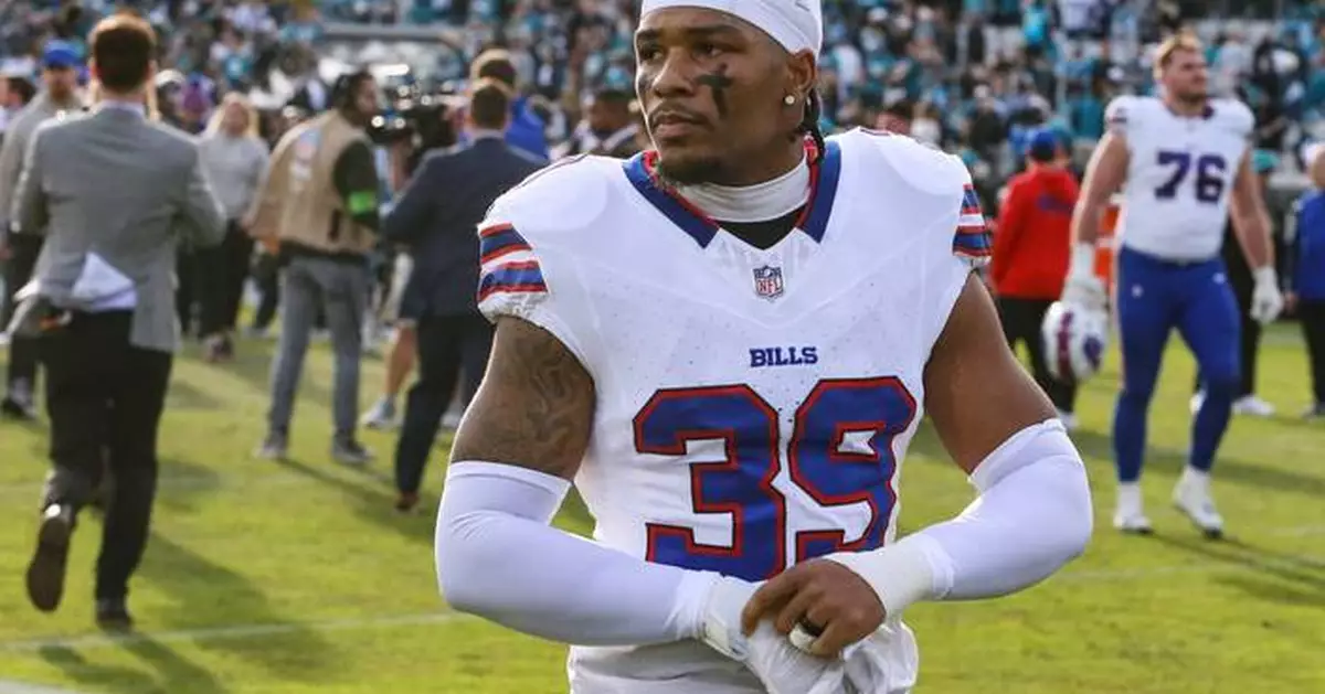 Cam Lewis seeing more reps at Bears safety after Coby Bryant injury