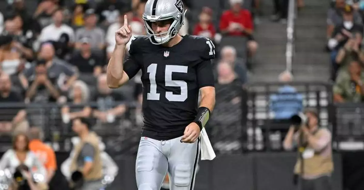 No. 1 pick Fernando Mendoza throws TD pass in preseason debut for Raiders in 27-14 loss to Cardinals