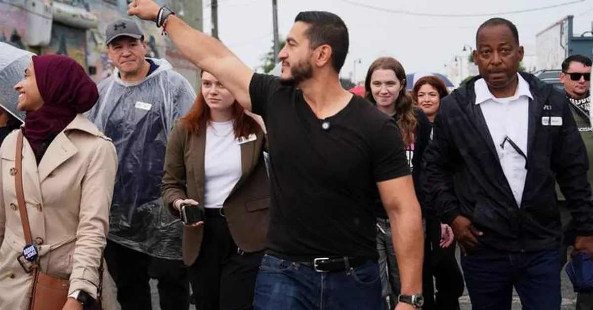 El-Sayed and Stevens make final Democratic Senate primary push in Michigan churches, union halls