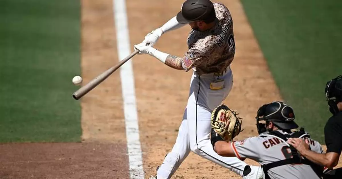 Merrill's 2-run homer helps Padres beat Giants 5-4